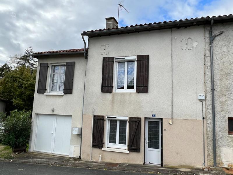 Maison en pierre - 84 m² - 4 pièces