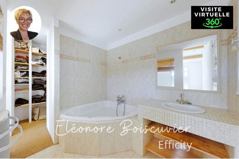 Maison - 141 m² - 6 pièces