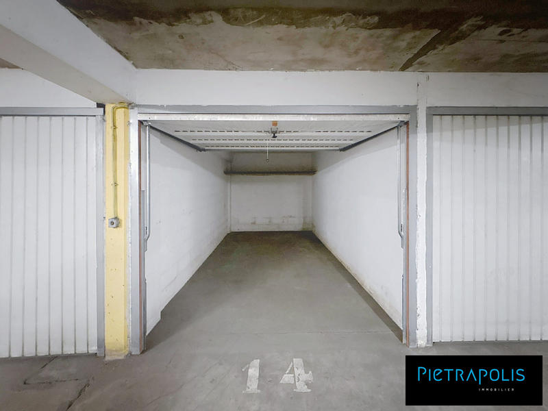 Parking / Garage - 13 m²