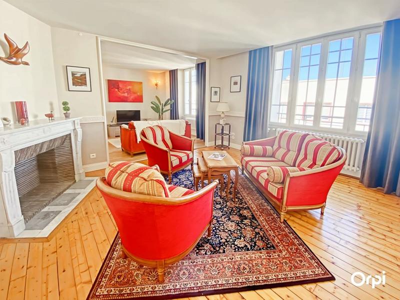 Appartement - 99 m² - 3 pièces