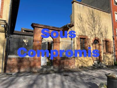 Immeuble - 285 m² - 17 pièces