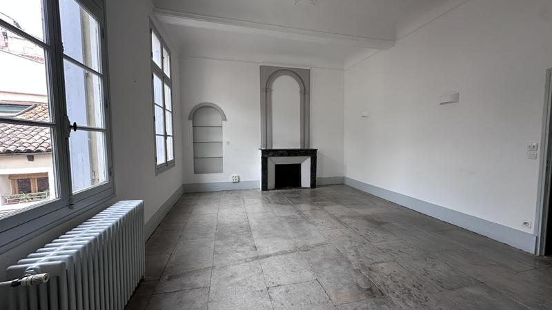 Bureau - 207 m² - 7 pièces