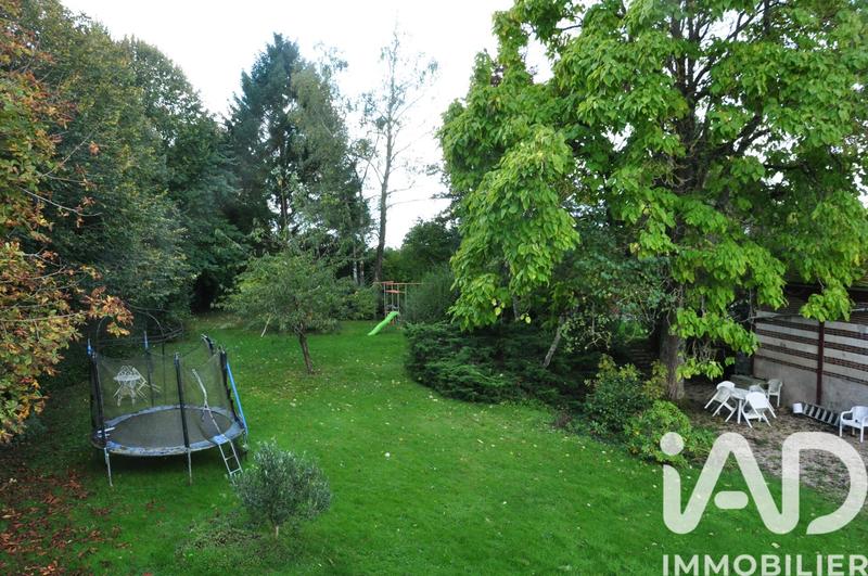 Maison - 280 m² - 9 pièces