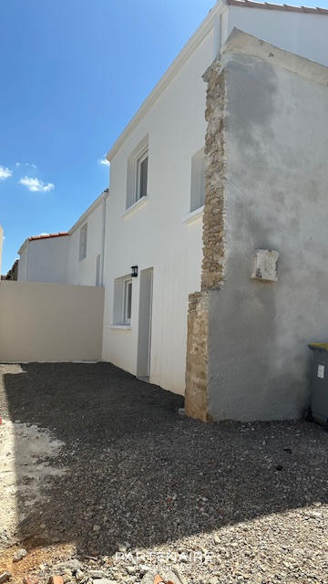 Maison - 80 m² - 4 pièces