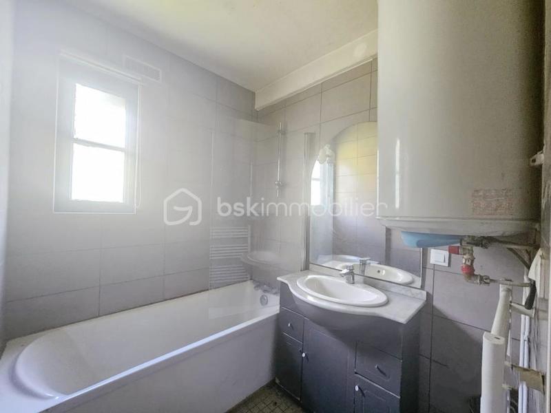 Maison traditionnelle - 92 m² - 5 pièces