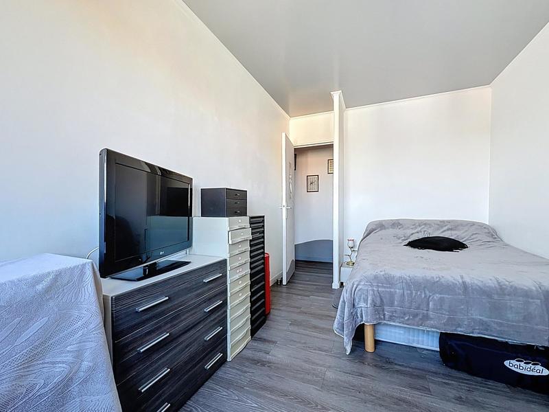 Appartement - 82 m² - 4 pièces