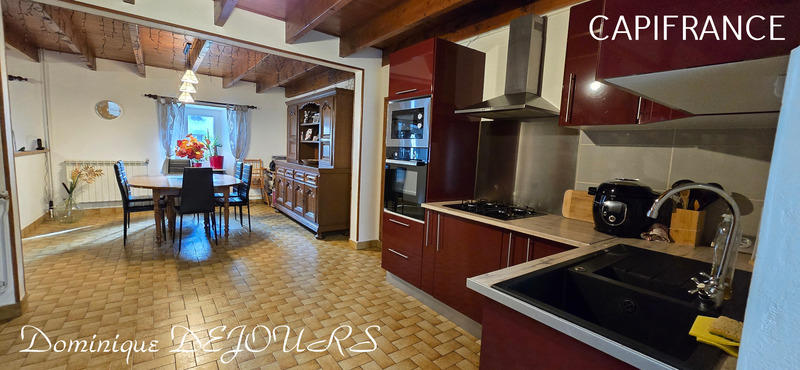 Maison - 102 m² - 5 pièces