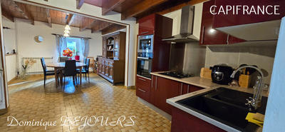 Maison - 102 m² - 5 pièces