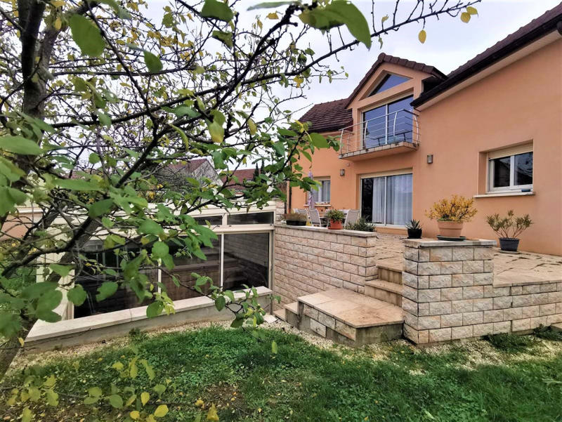 Maison - 156 m² - 7 pièces