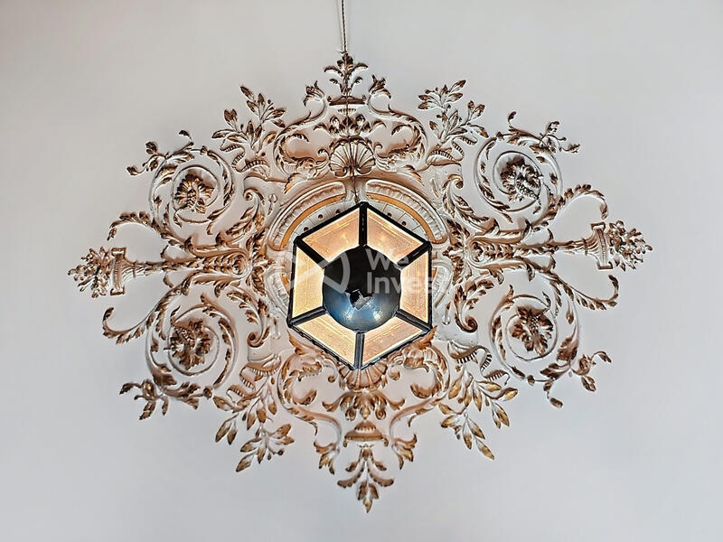 Maison - 427 m² - 14 pièces