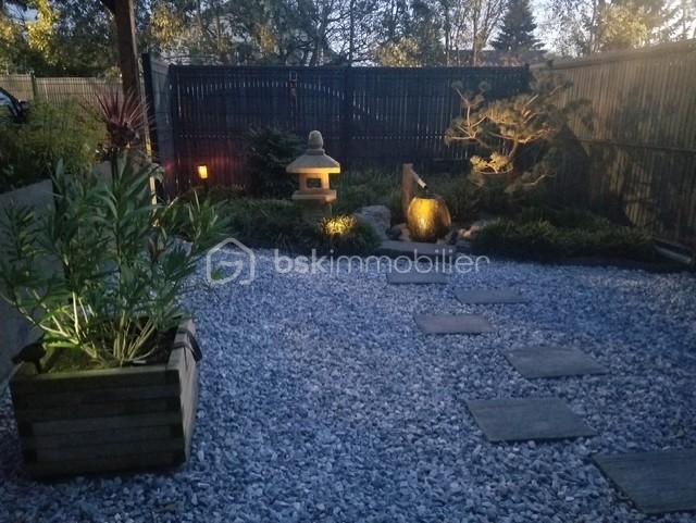 Maison - 88 m² - 4 pièces