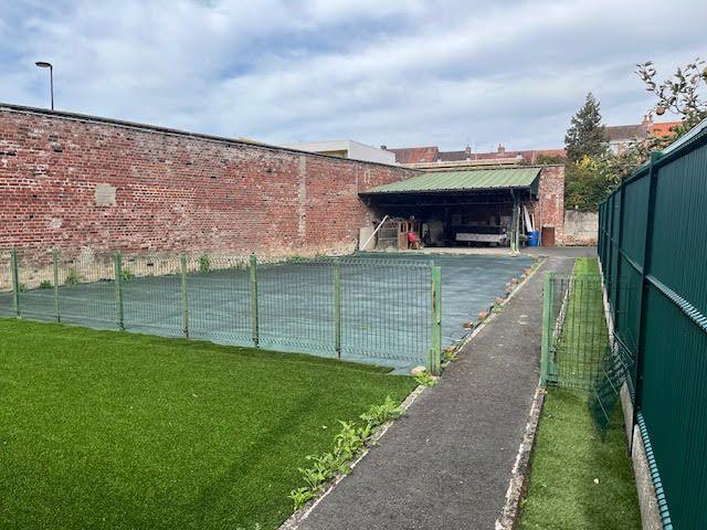 Maison - 259 m² - 5 pièces