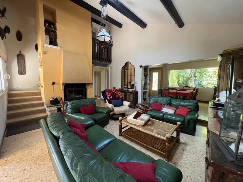 Villa - 200 m² - 8 pièces