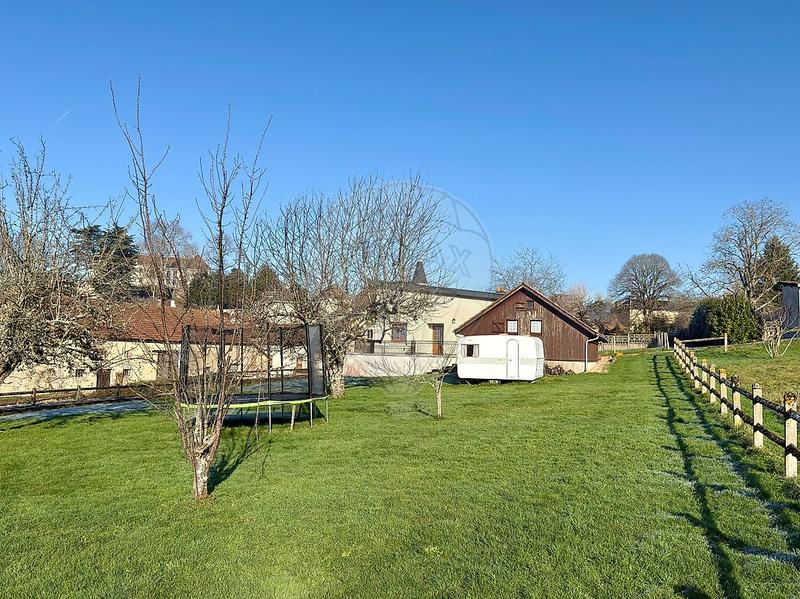 Maison - 96 m² - 4 pièces