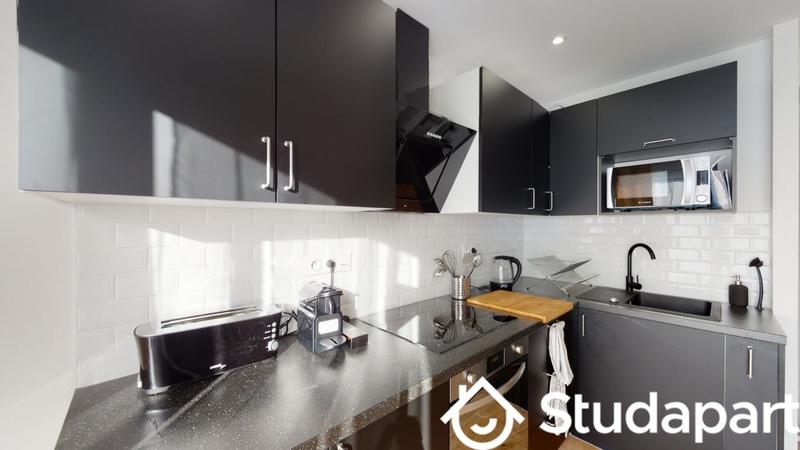 Chambre - 12 m² - 1 pièce