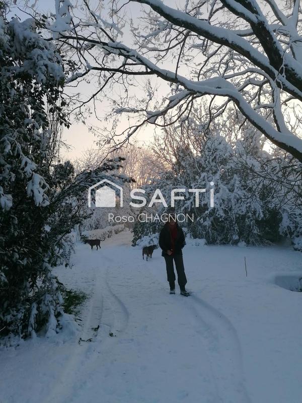 Maison - 229 m² - 7 pièces