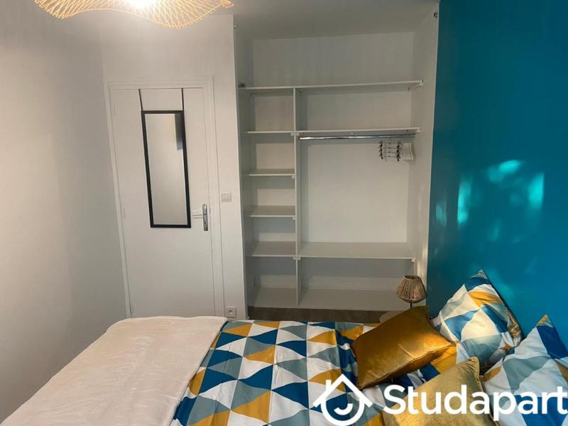 Chambre - 11 m² - 1 pièce