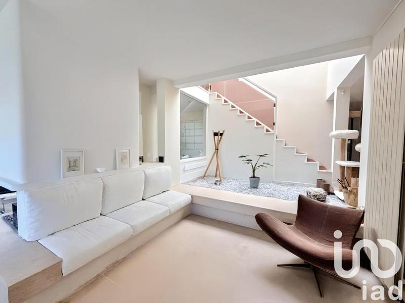 Maison de maîtres - 240 m² - 7 pièces