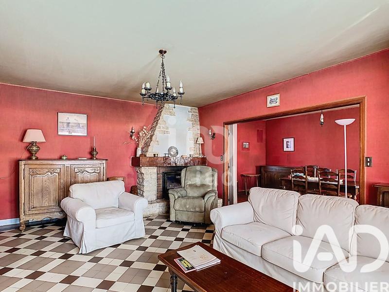 Maison - 210 m² - 7 pièces