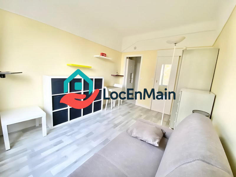 Studio - 15 m² - 1 pièce