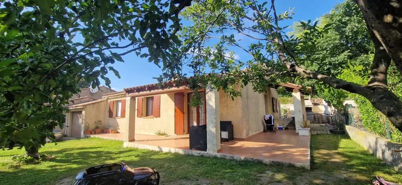 Maison - 95 m² - 4 pièces