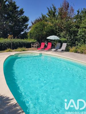 Maison - 170 m² - 9 pièces