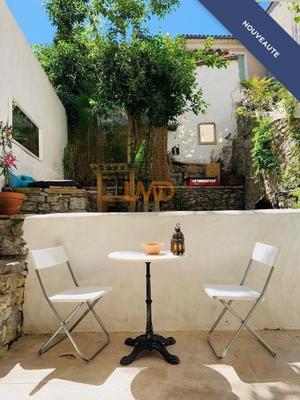 Maison - 195 m² - 8 pièces