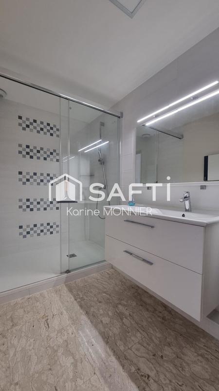 Maison - 418 m² - 10 pièces