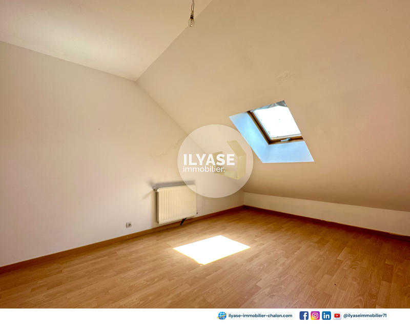 Maison - 200 m² - 10 pièces