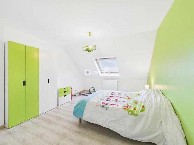 Propriété - 240 m² - 8 pièces