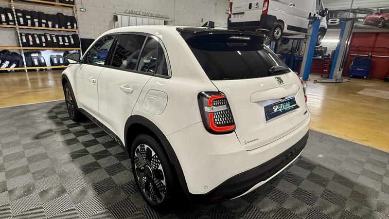 Fiat 600 t-Gen 3 1.2 Hybrid 110 Dct6 la Prima