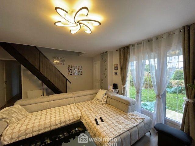 Maison - 177 m² - 8 pièces