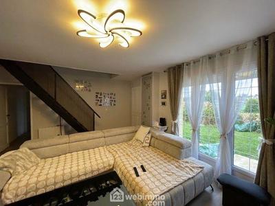 Maison - 177 m² - 8 pièces