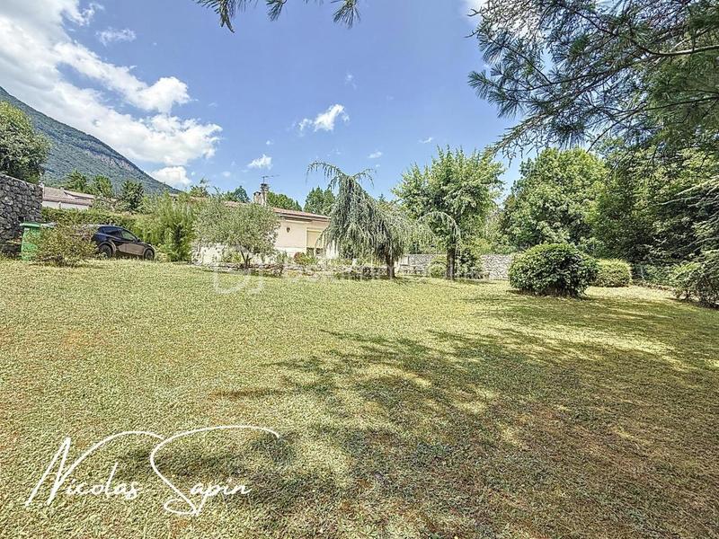 Maison - 91 m² - 5 pièces