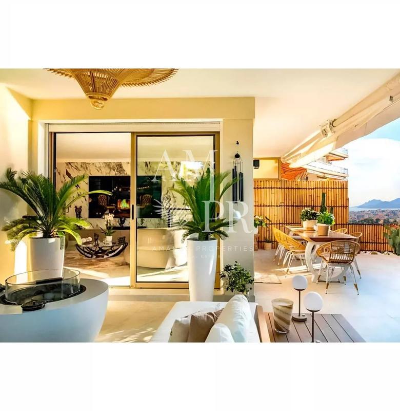 Appartement - 110 m² - 3 pièces