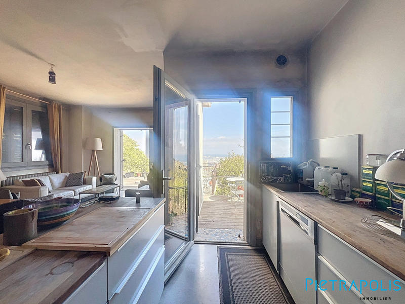 Maison - 100 m² - 5 pièces