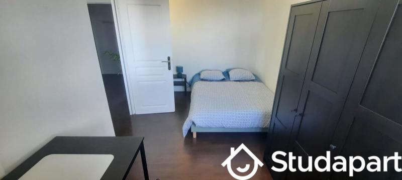 Chambre - 9 m² - 1 pièce