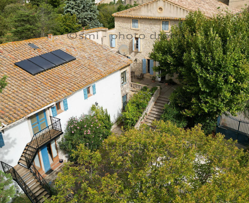 Maison - 436 m² - 15 pièces