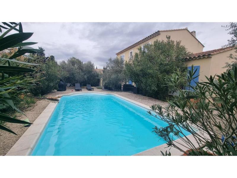 Maison - 135 m² - 6 pièces