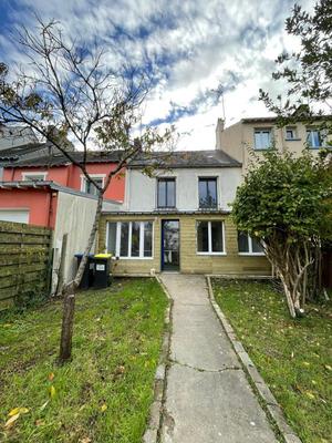 Maison - 105 m² - 6 pièces