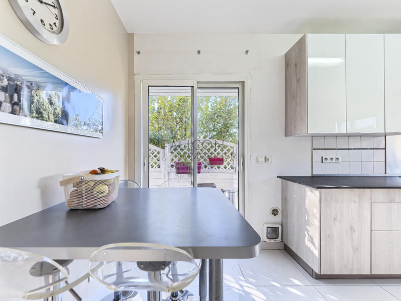 Villa - 165 m² - 6 pièces