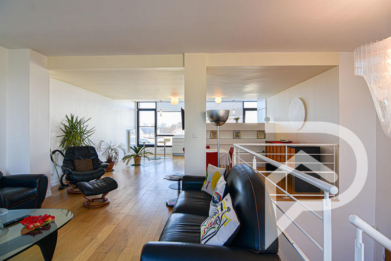 Appartement - 162 m² - 5 pièces