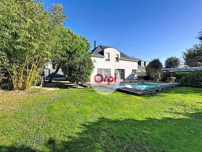 Maison - 117 m² - 5 pièces