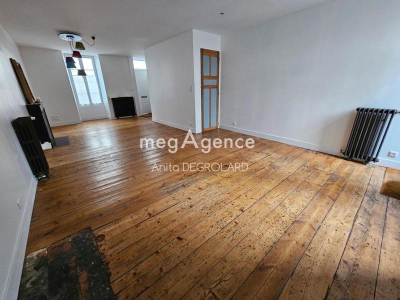 Maison en pierre - 110 m² - 5 pièces