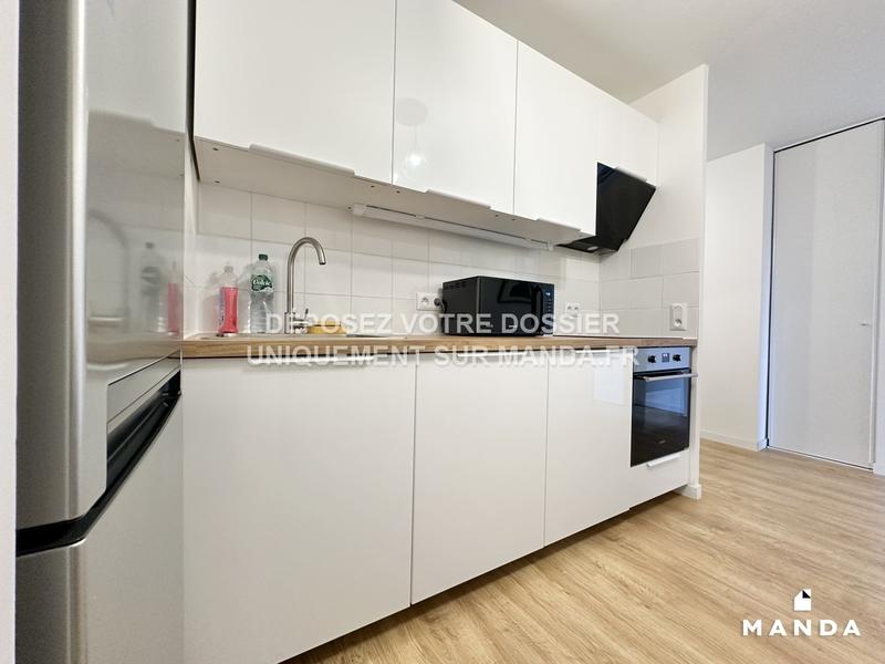 Chambre - 10 m² - 4 pièces