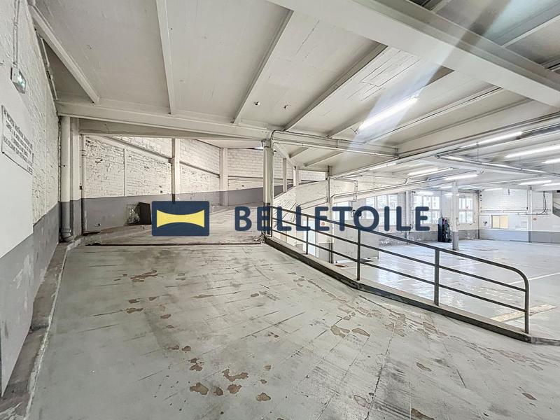 Véhicules - 2 239 m²