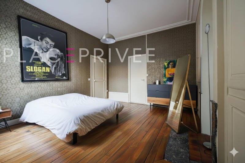 Appartement - 80 m² - 2 pièces