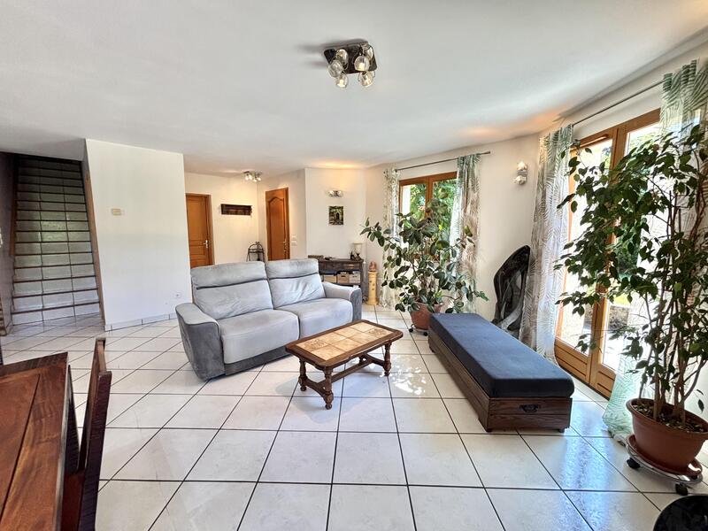 Maison - 120 m² - 6 pièces