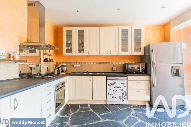 Maison - 145 m² - 6 pièces