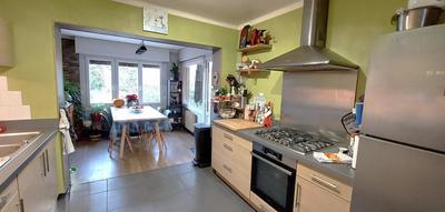 Maison - 89 m² - 5 pièces